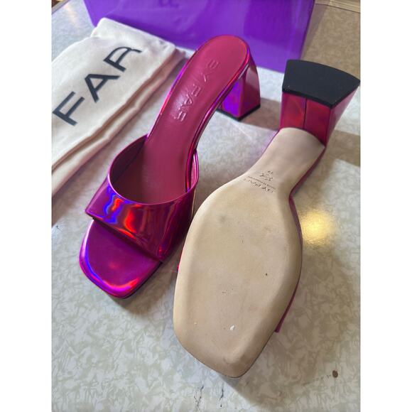 NWT BY FAR Romy Laq Square Fuschia Iridescent LAC Mules Sandals Women's 39/8.5 - Picture 8 of 13